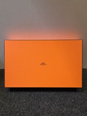 Authentic Hermès Orange Signature Box